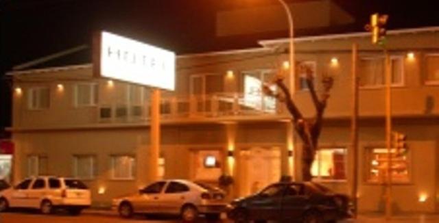 Hotel Mirasierras Tandil Exteriör bild